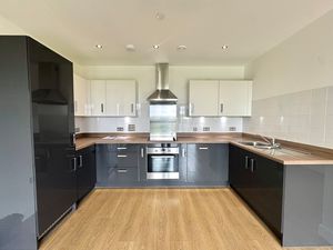 Photo 5- click for photo gallery